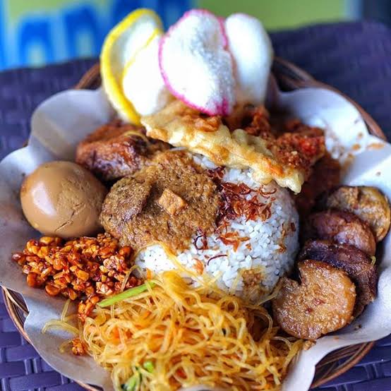 Description: Hasil gambar untuk nasi uduk betawi"